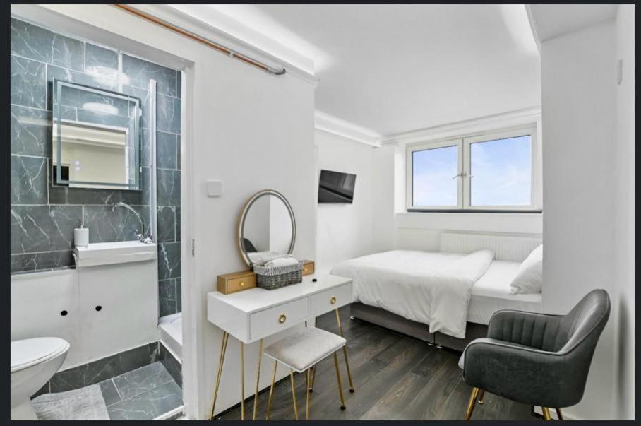 Southside Property Apartment ลอนดอน ภายนอก รูปภาพ